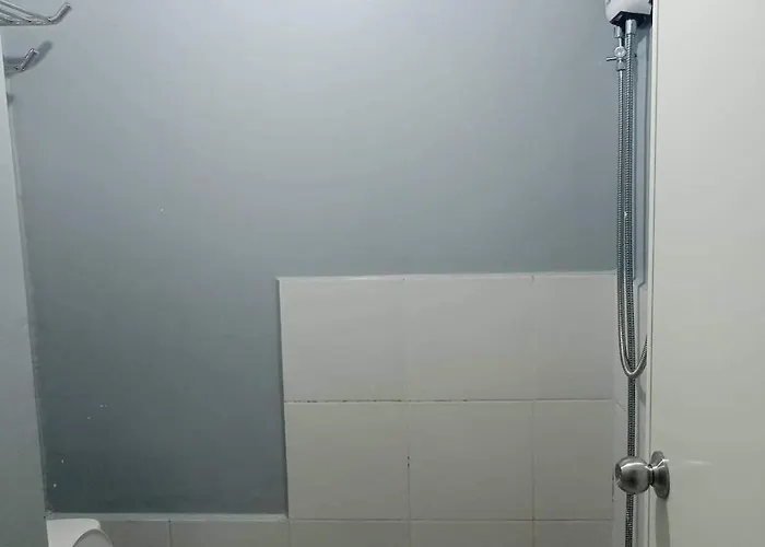 Apartamento Berto's Staycation Long Term And Short Term Manila